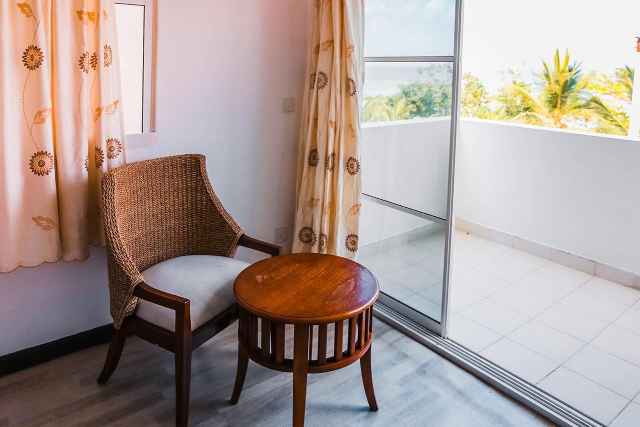 Rivers Beach & Spa Hulhumale Ngoại thất bức ảnh